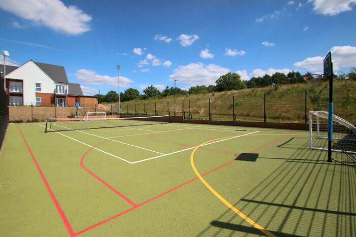 3 Bedroom Apartment To Rent In Holmbush Mews, RH12