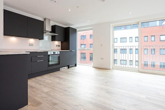 2 Bedroom Flat To Rent In Flat, Hairpin House, Bradford Street, Birmingham, B12