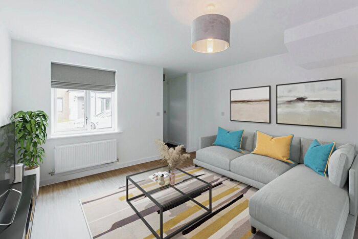 3 Bedroom Semi-Detached House To Rent In Eleanor Drive, Wellingborough, NN8