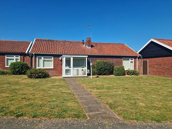 3 Bedroom Detached Bungalow For Sale In Pightle Close, Elmswell, IP30