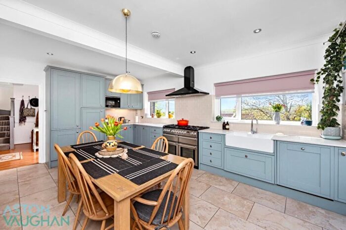 5 Bedroom Detached House To Rent In Longhill Road, Ovingdean, BN2