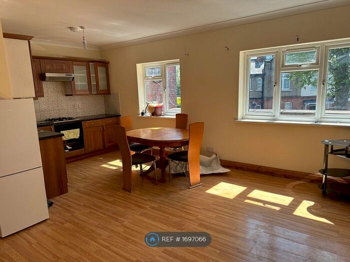 1 Bedroom Flat To Rent In Ladysmith Road, Enfield, EN1