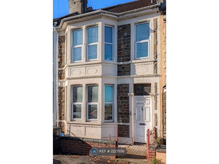 2 Bedroom Flat To Rent In Stirling Road, Bristol, BS4
