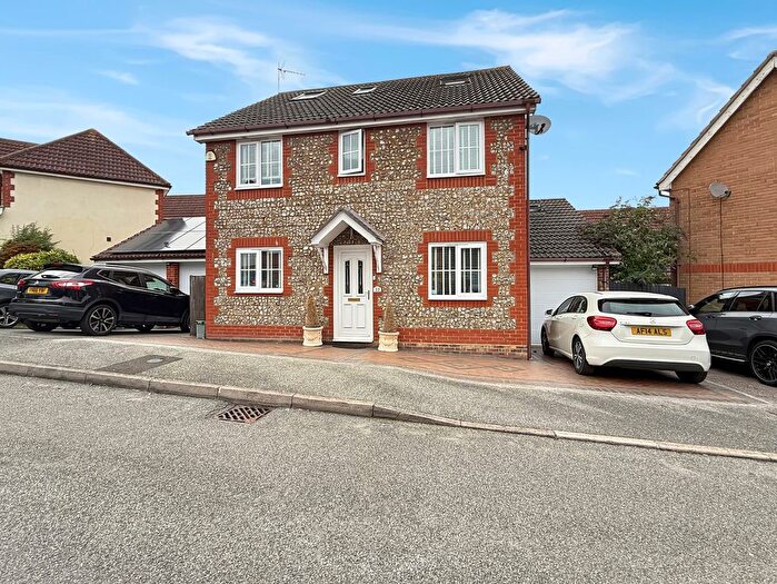 5 Bedroom Detached House For Sale In Stafford Crescent, Braintree, CM7