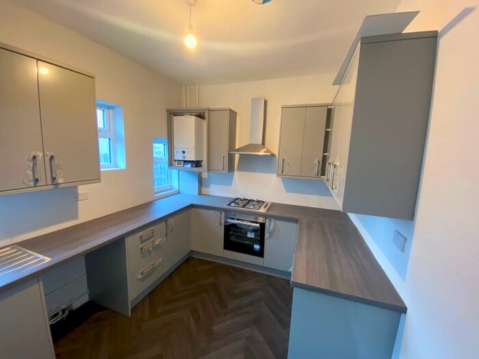 4 Bedroom House To Rent In Tennyson Road, Maltby, Rotherham, S66