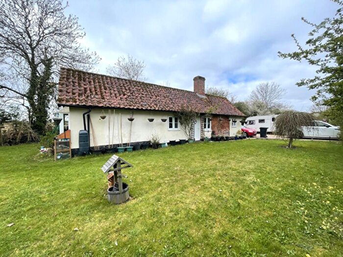 2 Bedroom Bungalow For Sale In The Old Bungalow, Common Road, Shelfanger, Diss, Norfolk, IP22