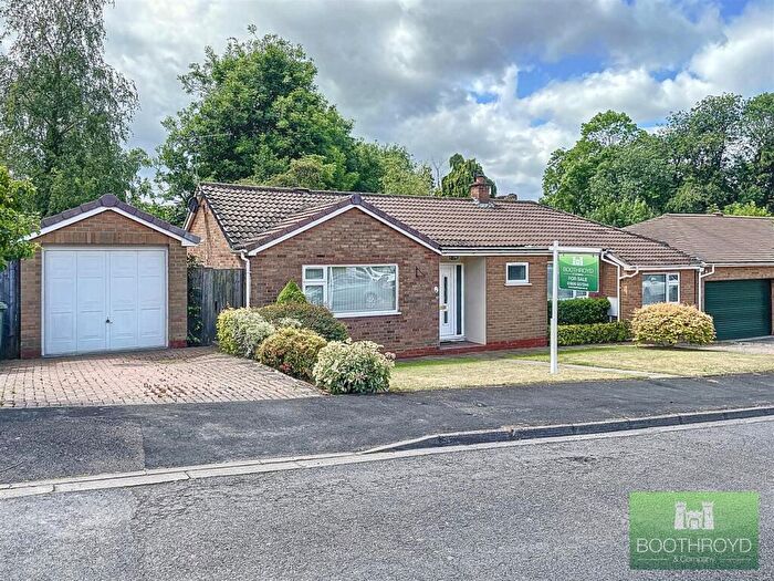 3 Bedroom Detached Bungalow For Sale In Elizabeth Way, Kenilworth, CV8
