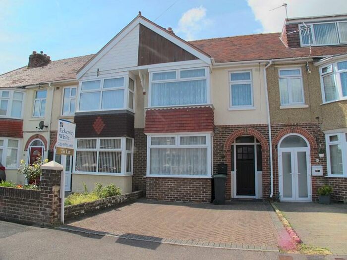 3 Bedroom Terraced House To Rent In Hastings Avenue, Gosport, Hampshire, PO12
