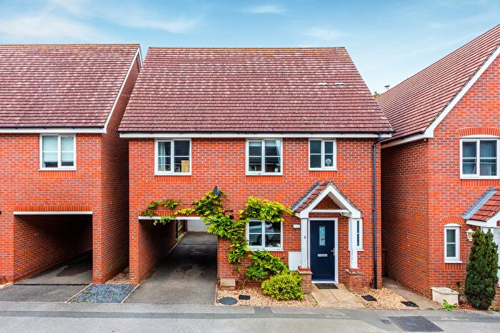 4 Bedroom Detached House For Sale In Mansfield Way, Irchester, Wellingborough, NN29