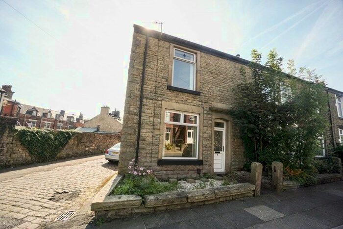 1 Bedroom End Of Terrace House To Rent In Crown Lane, Horwich, Bolton, BL6