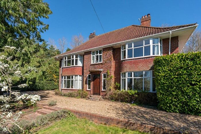 4 Bedroom Detached House For Sale In Yaxham Road, Dereham, NR19