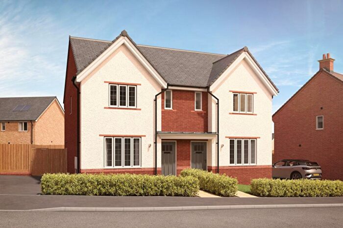 3 Bedroom Semi-Detached House For Sale In Cherry Square, Basingstoke, RG23