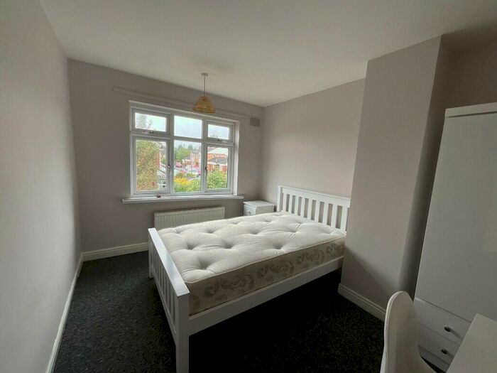 3 Bedroom Detached House To Rent In Humber Road, Nottingham, Nottinghamshire, NG9