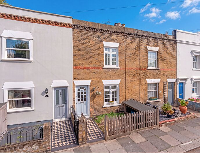 2 Bedroom Terraced House For Sale In School House Lane, Teddington, TW11
