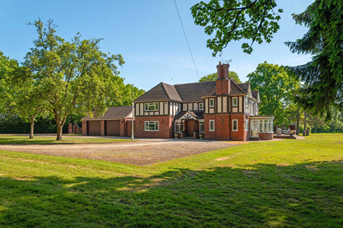 6 Bedroom Detached House For Sale In Cherry Pit Lane, Beoley, Worcestershire, B98