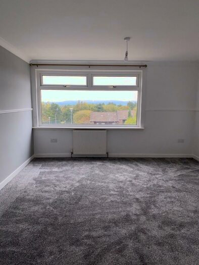 3 Bedroom Terraced House To Rent In Foxbar Drive, Paisley, PA2
