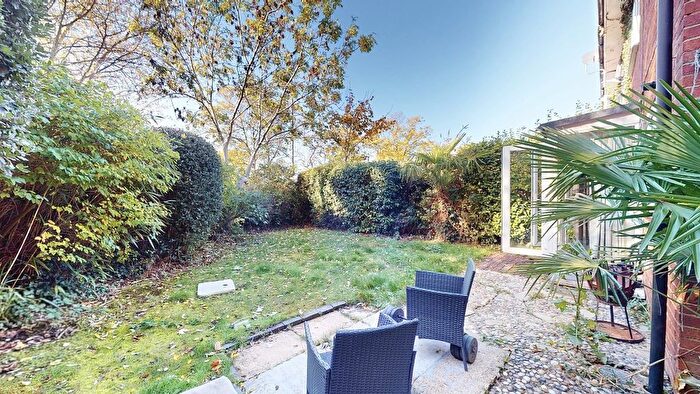 5 Bedroom Property To Rent In Norley Vale, SW15