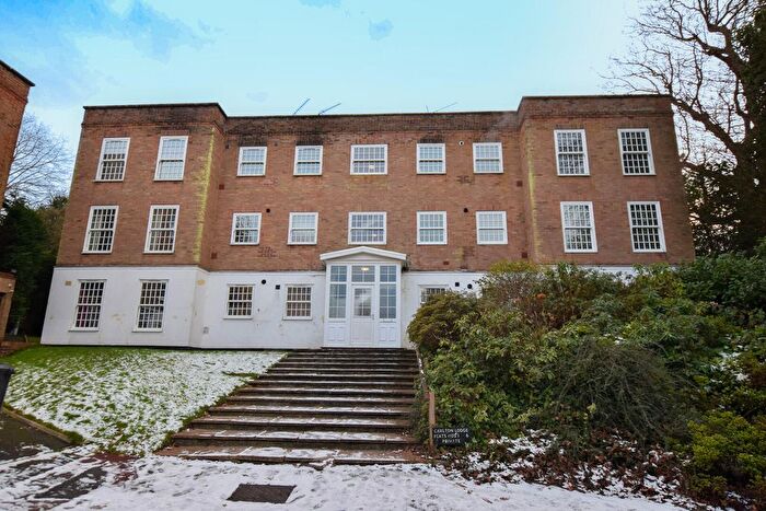 2 Bedroom Flat To Rent In The Ferns, Royal Tunbridge Wells, TN1