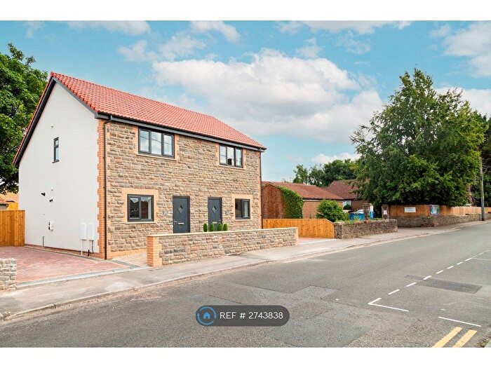 2 Bedroom Semi Detached House To Rent In Court Road, Bristol, BS15