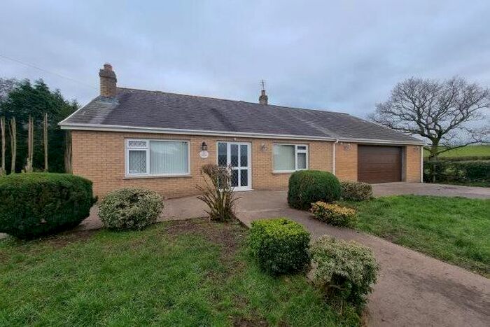 2 Bedroom Detached Bungalow To Rent In Castell Ddu Road, Swansea, SA4
