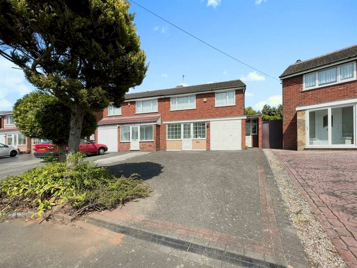 Houses for sale in Rousdon Grove, B43, West Midlands