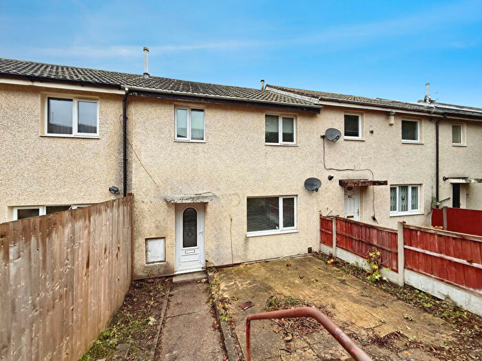 2 Bedroom House To Rent In Hogan Gardens, Nottingham, NG5