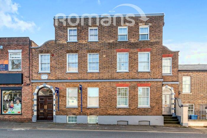 Studio To Rent In Clarence Road, Windsor, SL4