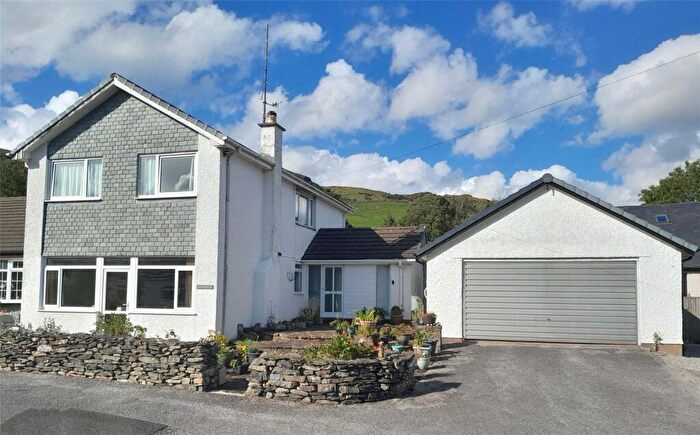 4 Bedroom Semi-Detached House For Sale In Danes Crescent, Staveley, Kendal, Cumbria, LA8