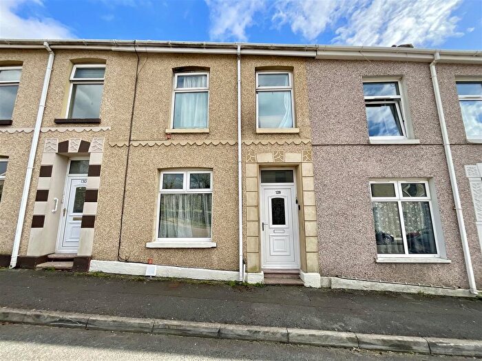 3 Bedroom Terraced House For Sale In Swansea Road, Llanelli, SA15