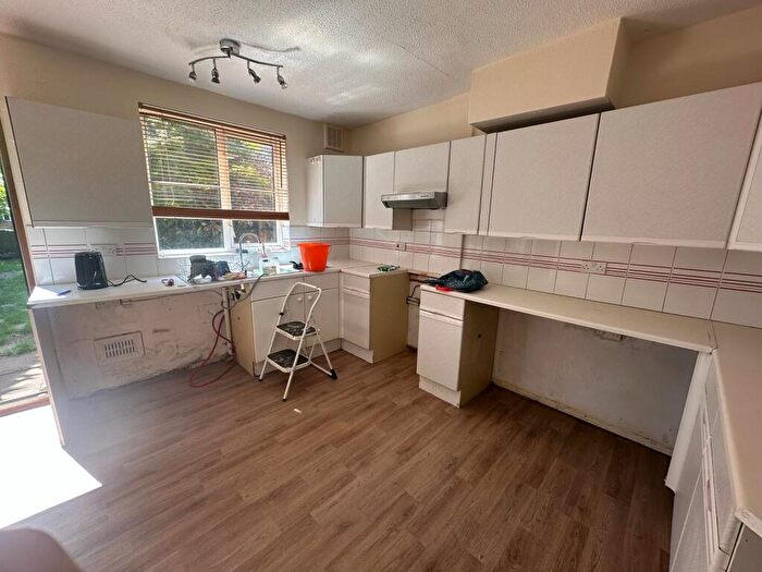 2 Bedroom House To Rent In Wheatfield Road South, Northampton, NN3