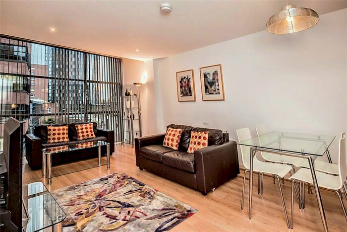 1 Bedroom Flat For Sale In Deansgate Quay, Deansgate, Manchester, Greater Manchester, M3