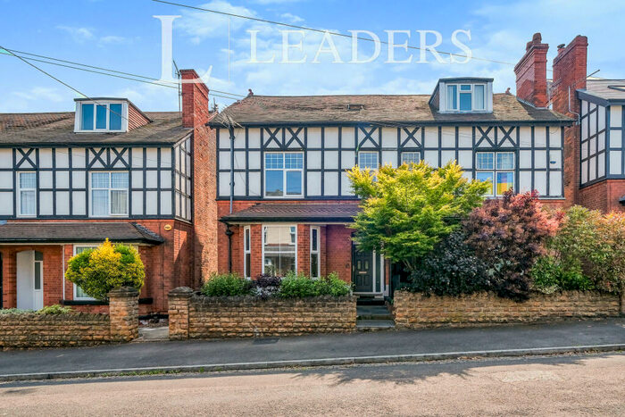 4 Bedroom Semi-Detached House To Rent In Bingham Road, NG5