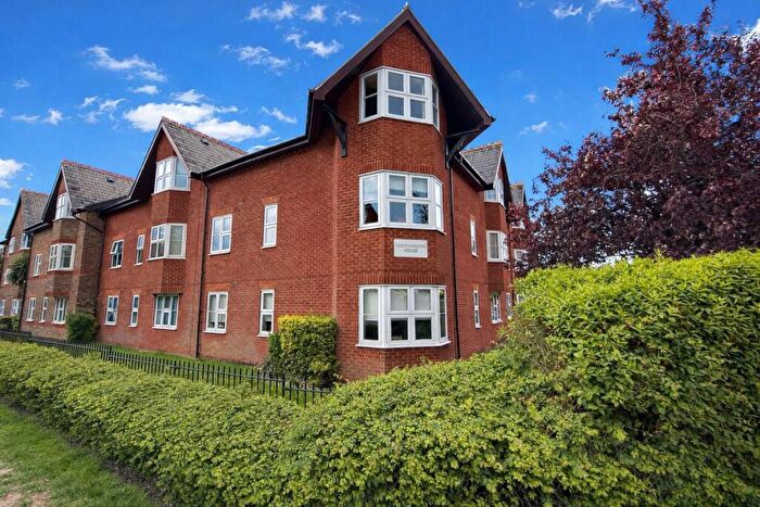 2 Bedroom Retirement Property For Sale In Eastfield Road, Brentwood, CM14