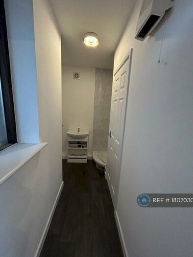 1 Bedroom Flat To Rent In Meerbrook Close, Oakwood, Derby, DE21