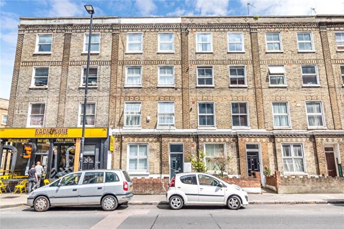 6 Bedroom Terraced House For Sale In Caledonian Road, London, N7