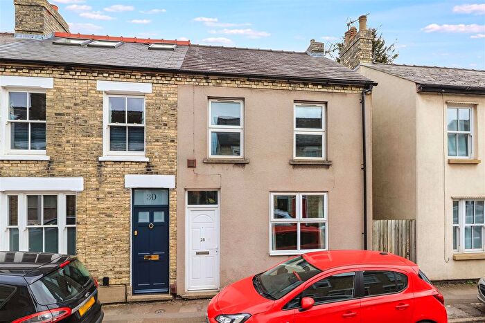 2 Bedroom End Terrace House For Sale In Catharine Street, Cambridge, CB1