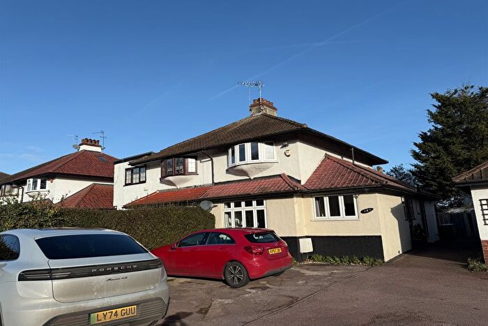 3 Bedroom Semi Detached House To Rent In Sidcup Hill, DA14