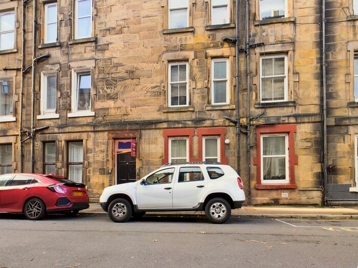 1 Bedroom Flat To Rent In Waverley Park, Abbeyhill, Edinburgh, EH8