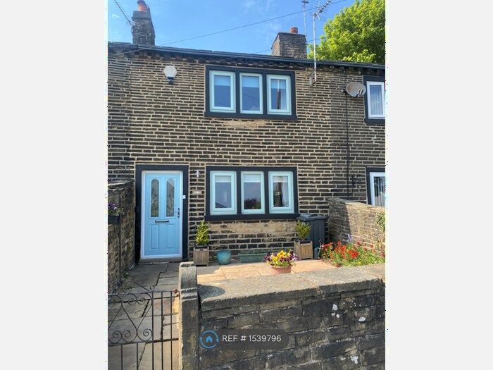 2 Bedroom Terraced House To Rent In Illingworth Road, Halifax, HX2