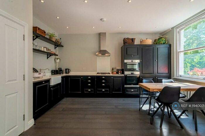 2 Bedroom Flat To Rent In Northwold Road, London, N16