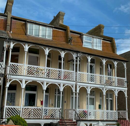 1 Bedroom Flat To Rent In Minnis Road, Birchington, CT7