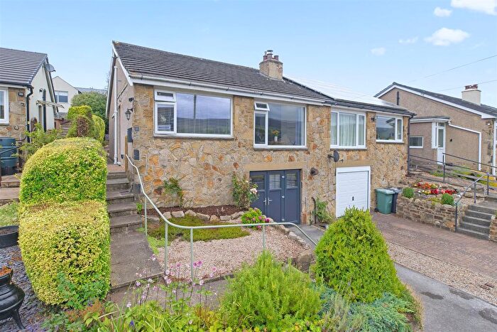2 Bedroom Semi-Detached Bungalow For Sale In Wharfe Park, Addingham, Ilkley, LS29
