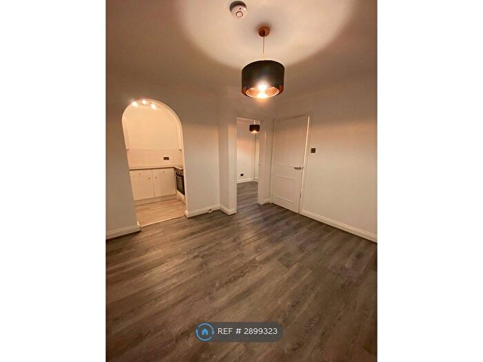 1 Bedroom Flat To Rent In Hickory Close, London, N9