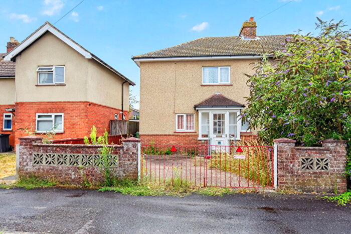 3 Bedroom Semi-Detached House For Sale In Elmore Avenue, Lee-on-the-Solent, PO13