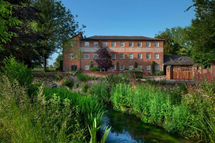 3 Bedroom Penthouse To Rent In East Hanney, Wantage, Oxfordshire, OX12