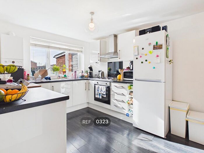 3 Bedroom Terraced House To Rent In Amberley Close, Bransholme, Hull, HU7