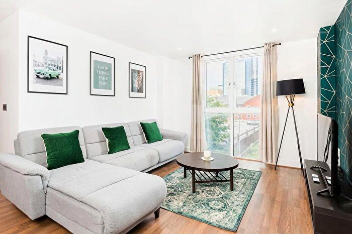 2 Bedroom Flat To Rent In Birmingham District, B15