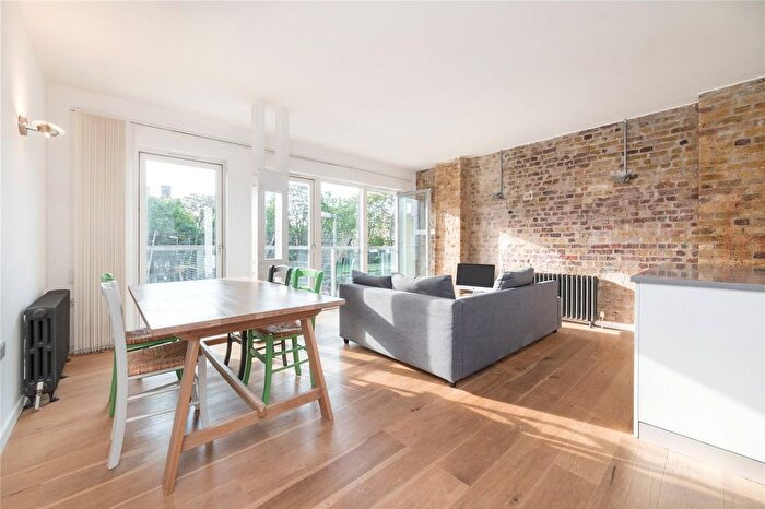 2 Bedroom Flat To Rent In Weller Street, Waterloo, SE1