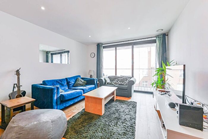 3 Bedroom Flat For Sale In Woodfield Road, Westbourne Park, London, W9