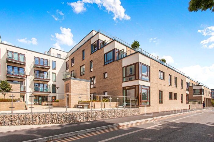 3 Bedroom House To Rent In Beacon Rise, Newmarket Road, Cambridge, CB5